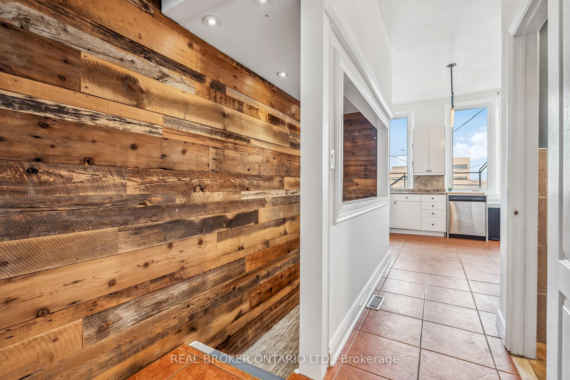 Photo 10 of 197 King Street E, Hamilton, Beasley — HOMEH