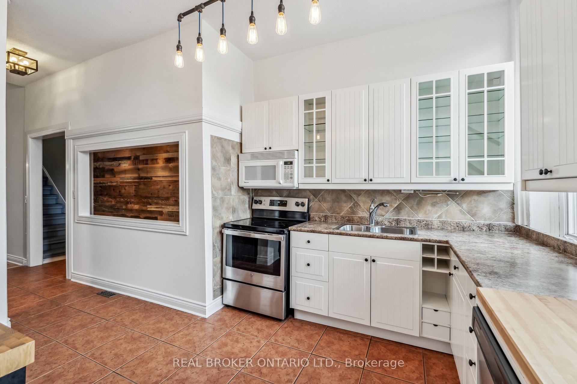 Photo 14 of 197 King Street E, Hamilton, Beasley — HOMEH