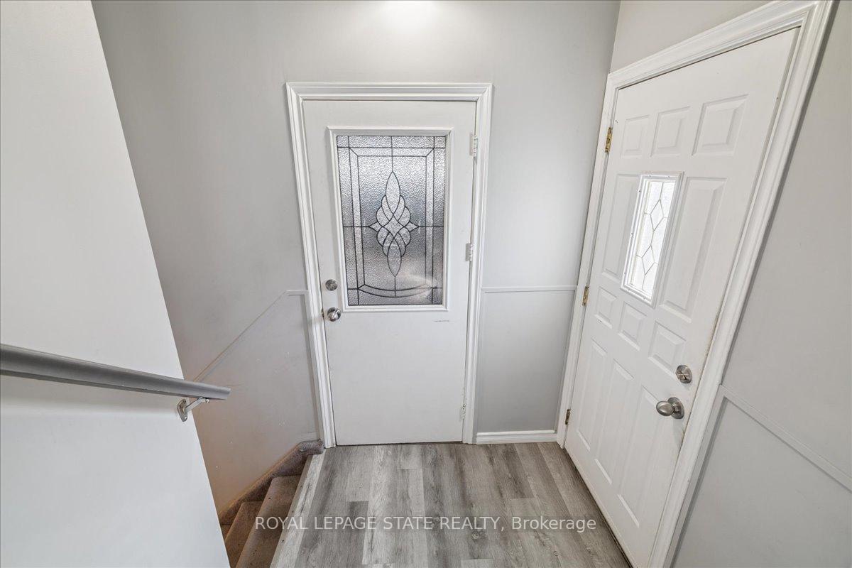 Photo 31 of 15 Purdy Crescent, Hamilton, Greeningdon — HOMEH