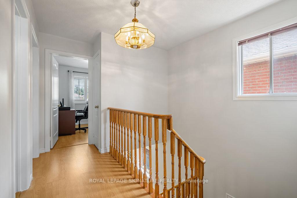 Photo 19 of 20 Tessler Crescent, Brampton, Brampton West — HOMEH