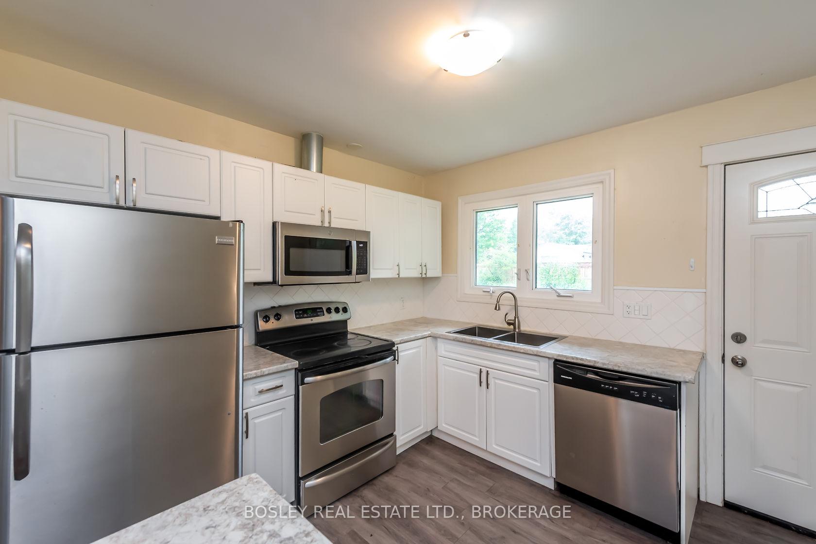 Photo 8 of 16 Strathmore Road, St. Catharines, Glendale/Glenridge — HOMEH