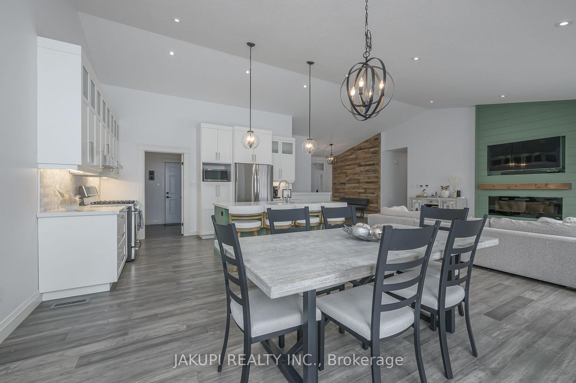 Photo 13 of 49313 Ashland Avenue, Malahide, Lyons — HOMEH