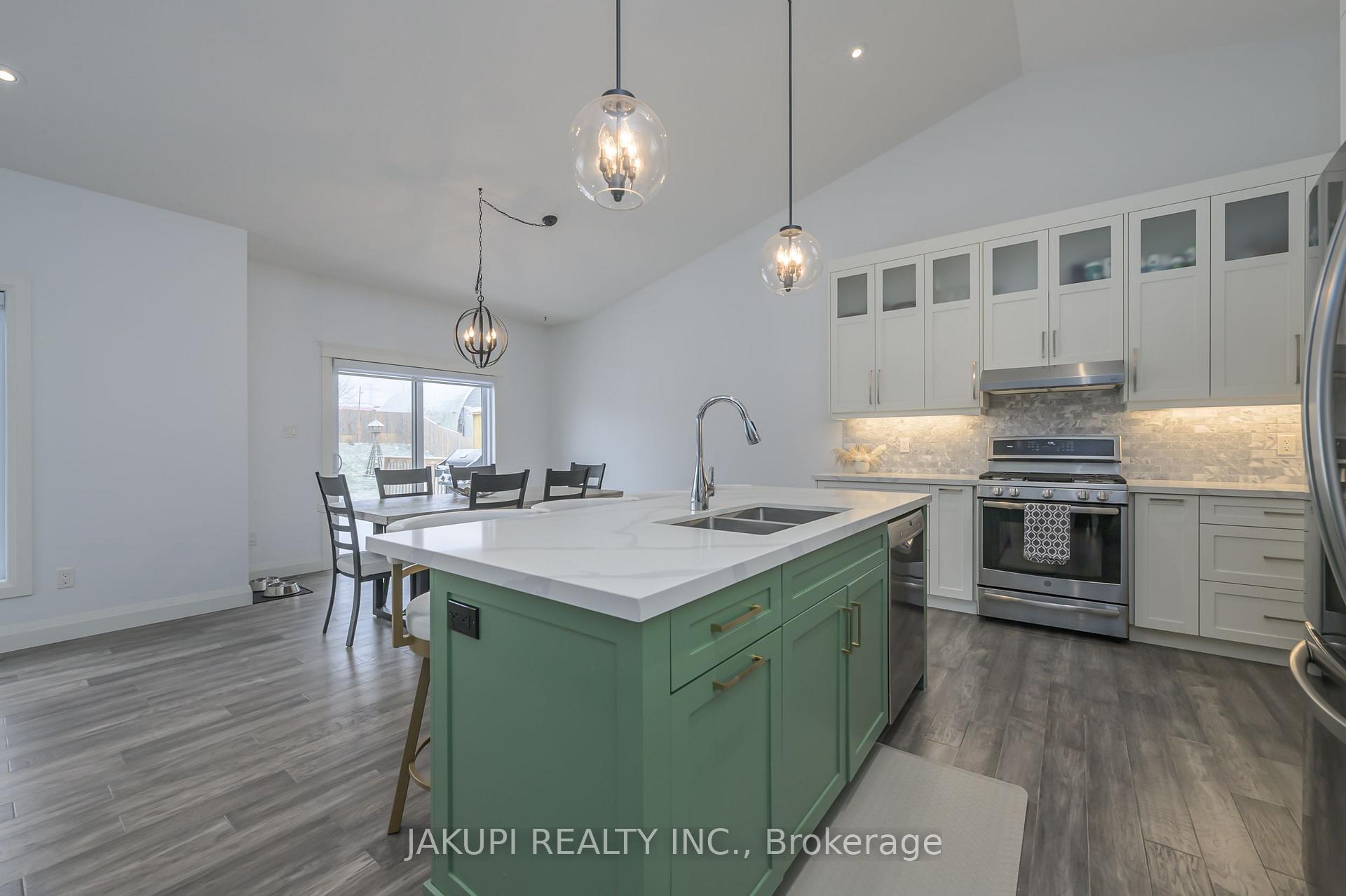 Photo 16 of 49313 Ashland Avenue, Malahide, Lyons — HOMEH