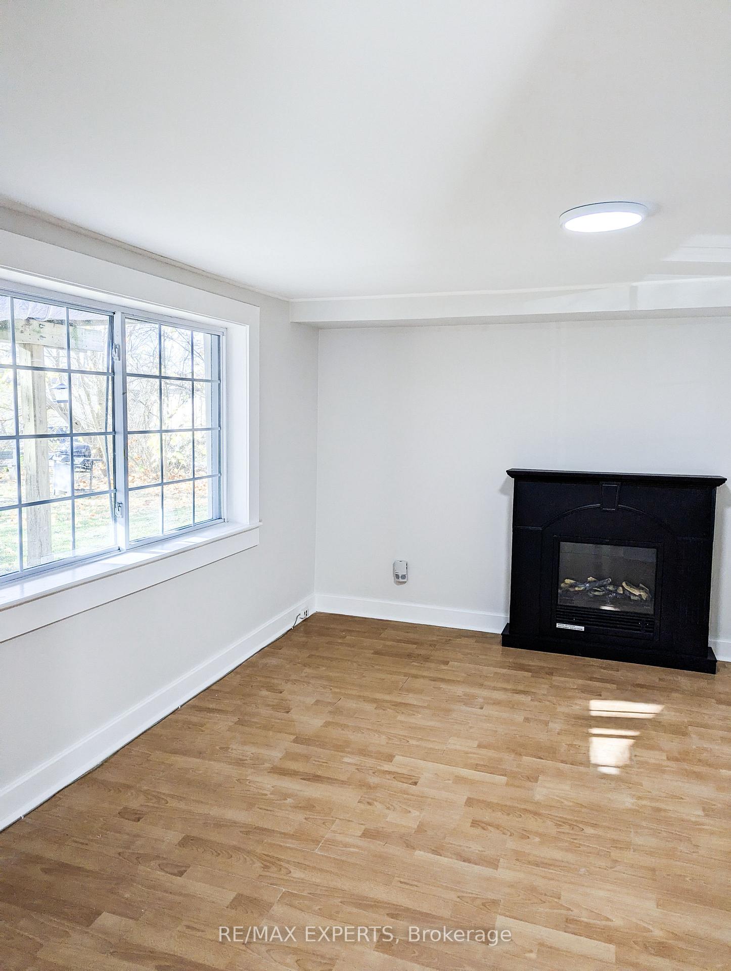 Photo 12 of 279 Blake Street, Barrie, North Shore — HOMEH
