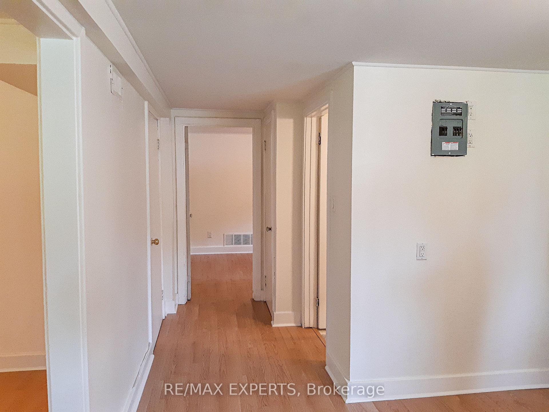 Photo 14 of 279 Blake Street, Barrie, North Shore — HOMEH