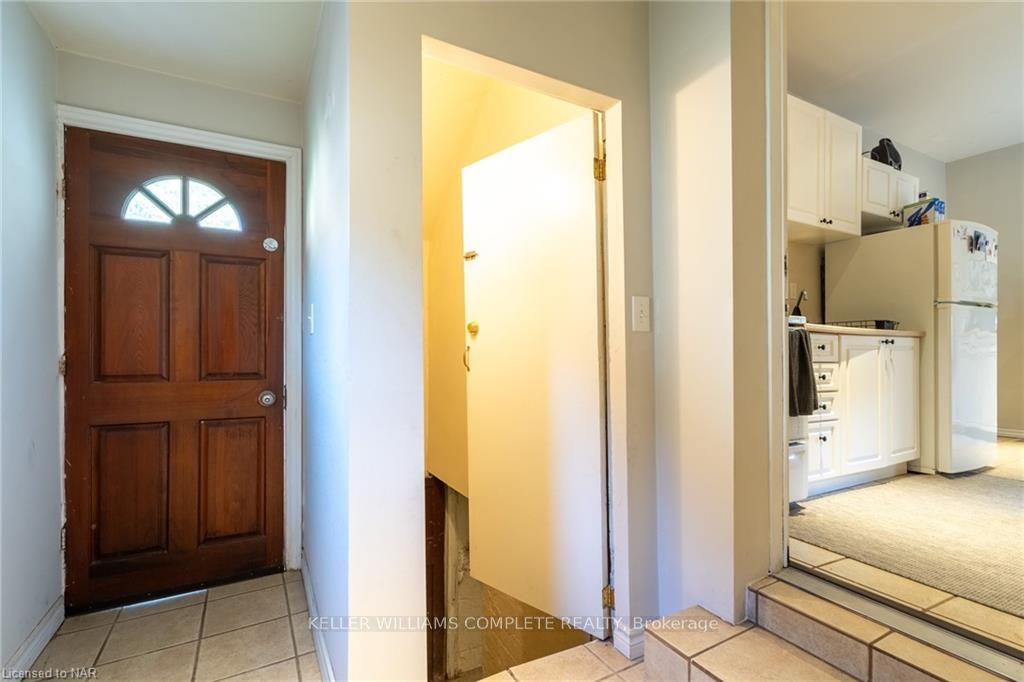 Photo 12 of 13 Woodland Avenue, St. Catharines, Downtown — HOMEH