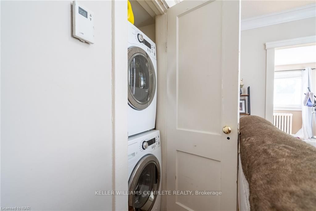 Photo 25 of 13 Woodland Avenue, St. Catharines, Downtown — HOMEH