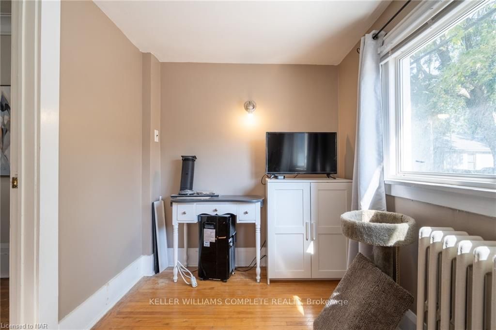 Photo 26 of 13 Woodland Avenue, St. Catharines, Downtown — HOMEH