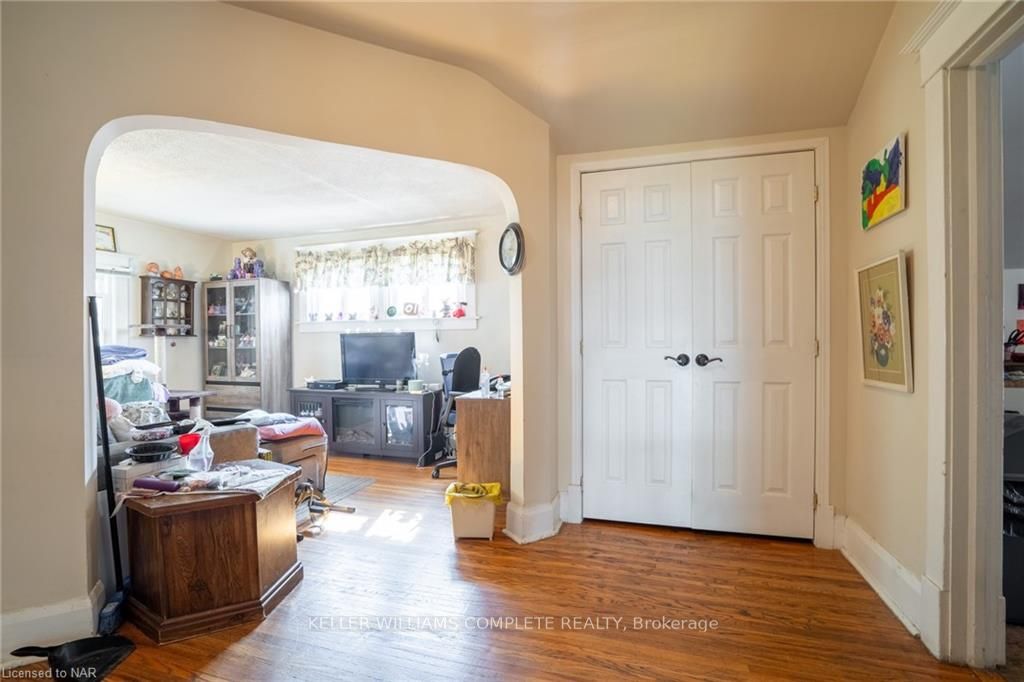 Photo 31 of 13 Woodland Avenue, St. Catharines, Downtown — HOMEH