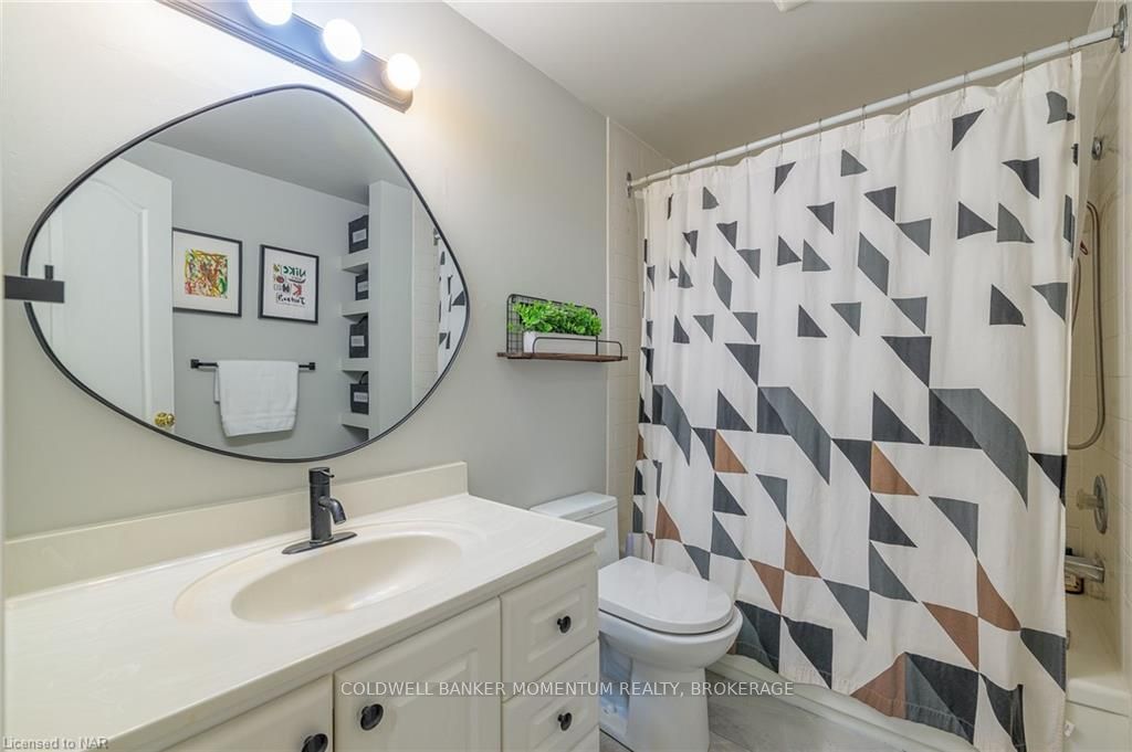 Photo 32 of 3 Westgate Park Drive, St. Catharines, Lakeshore — HOMEH