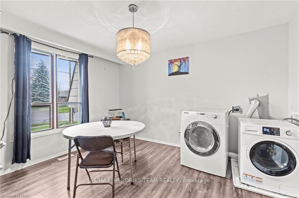 Photo 7 of 475 Bunting Road, St. Catharines, Bunting/Linwell — HOMEH