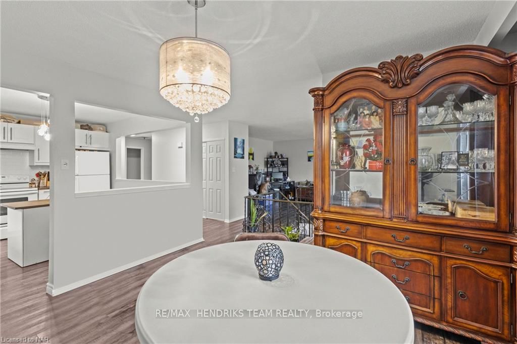 Photo 9 of 475 Bunting Road, St. Catharines, Bunting/Linwell — HOMEH