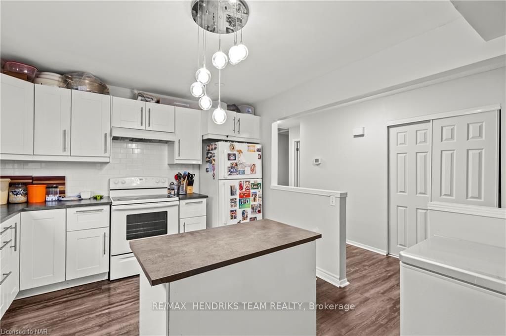 Photo 11 of 475 Bunting Road, St. Catharines, Bunting/Linwell — HOMEH