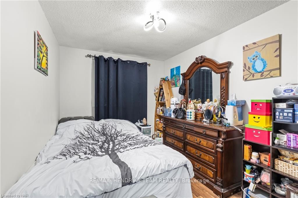 Photo 15 of 475 Bunting Road, St. Catharines, Bunting/Linwell — HOMEH