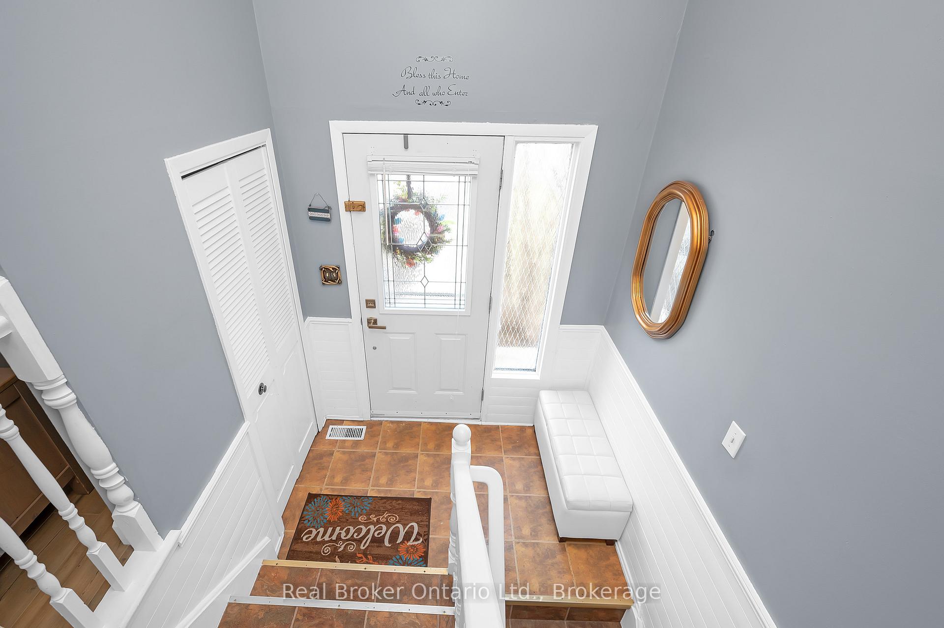 Photo 5 of 52 Green Maple Drive, St. Catharines, Secord Woods — HOMEH