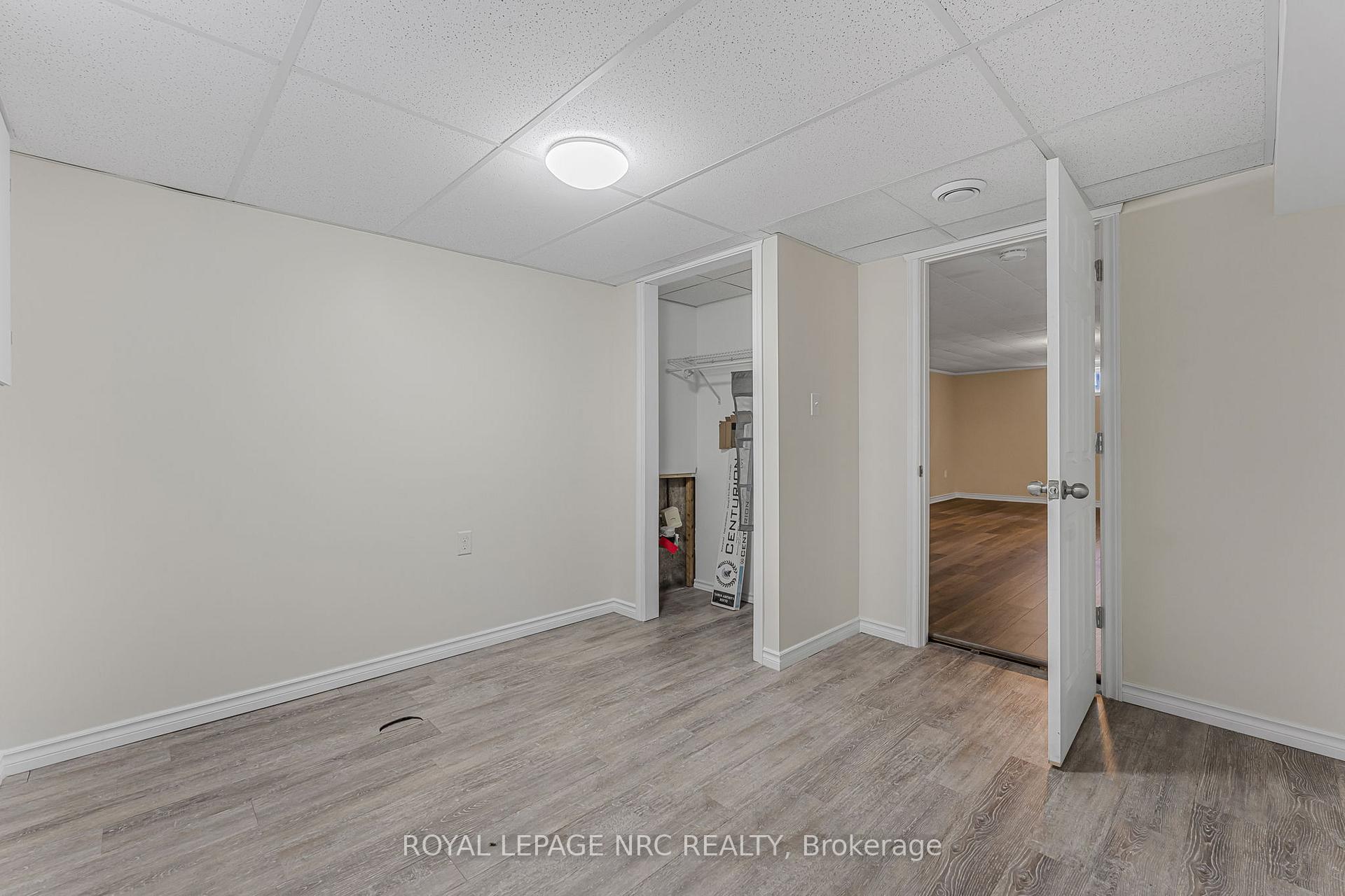 Photo 37 of 5 Ashford Place, St. Catharines, Oakdale — HOMEH