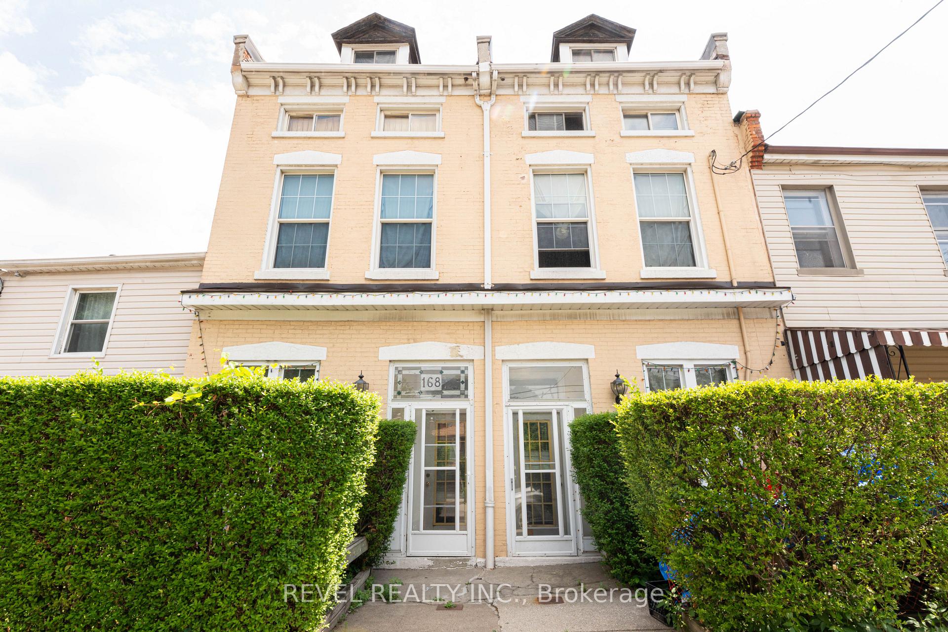 Photo 4 of 168 Macnab Street N, Hamilton, Central — HOMEH