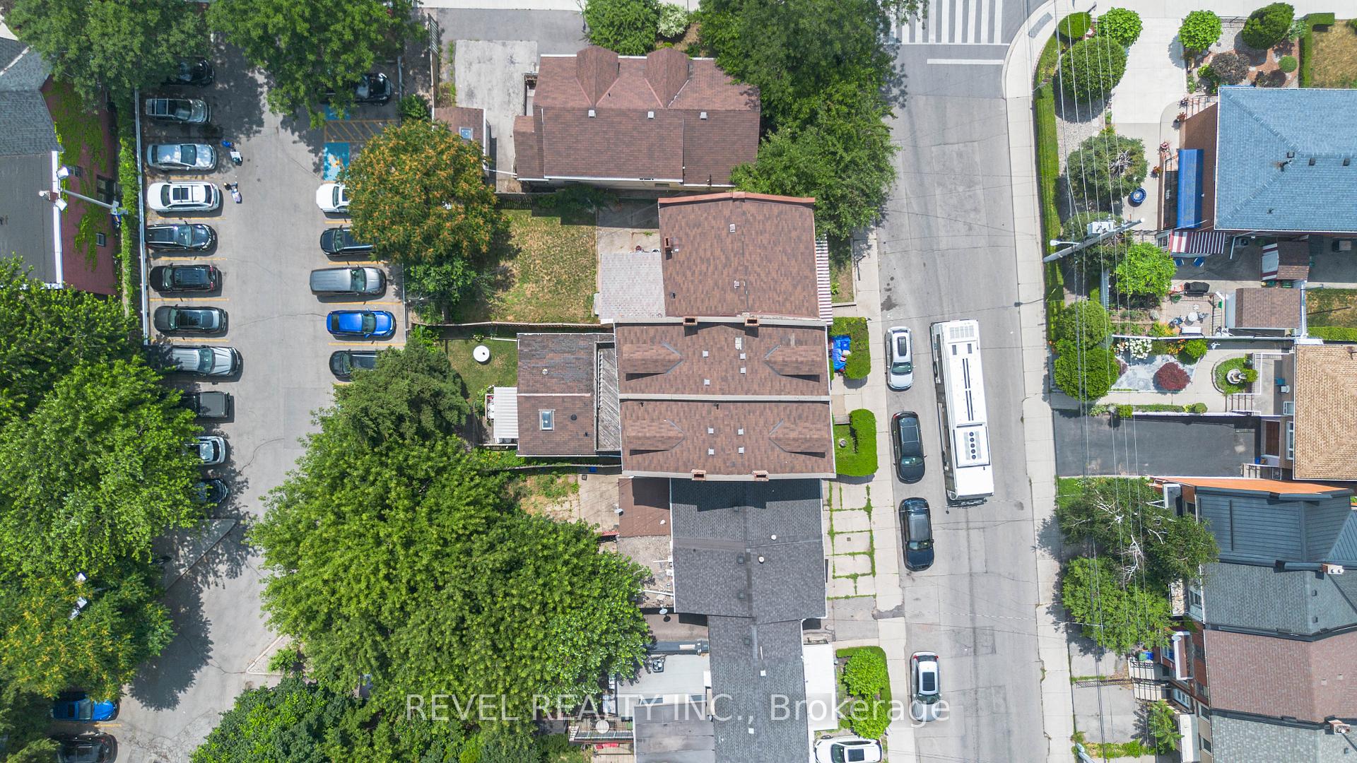 Photo 8 of 168 Macnab Street N, Hamilton, Central — HOMEH