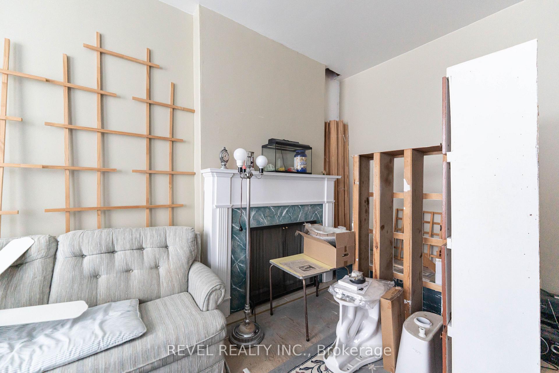 Photo 32 of 168 Macnab Street N, Hamilton, Central — HOMEH
