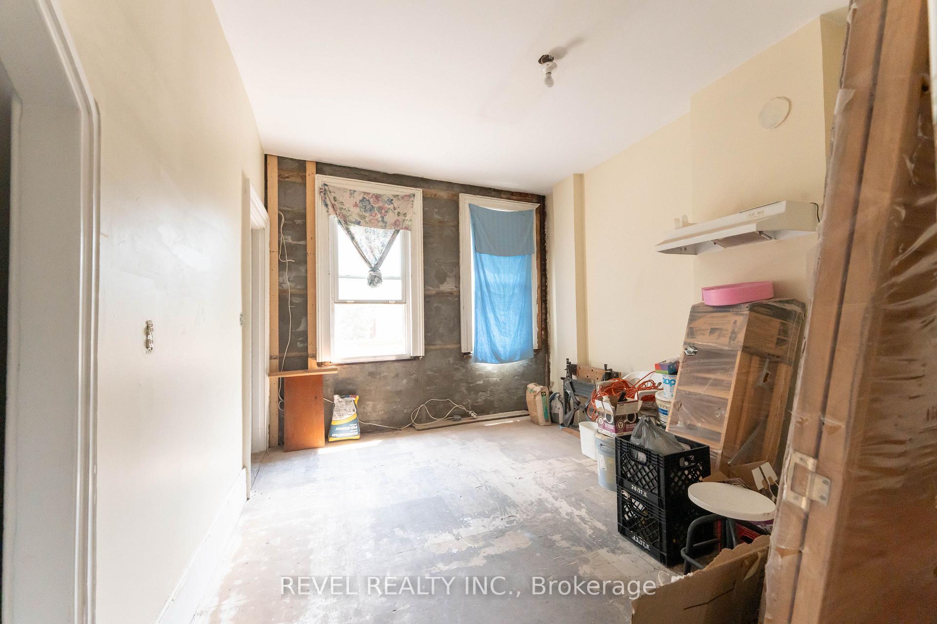 Photo 35 of 168 Macnab Street N, Hamilton, Central — HOMEH