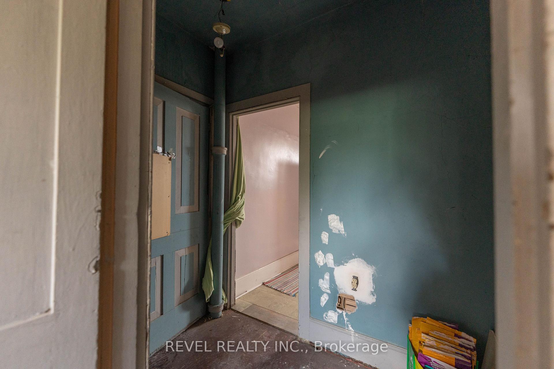 Photo 39 of 168 Macnab Street N, Hamilton, Central — HOMEH