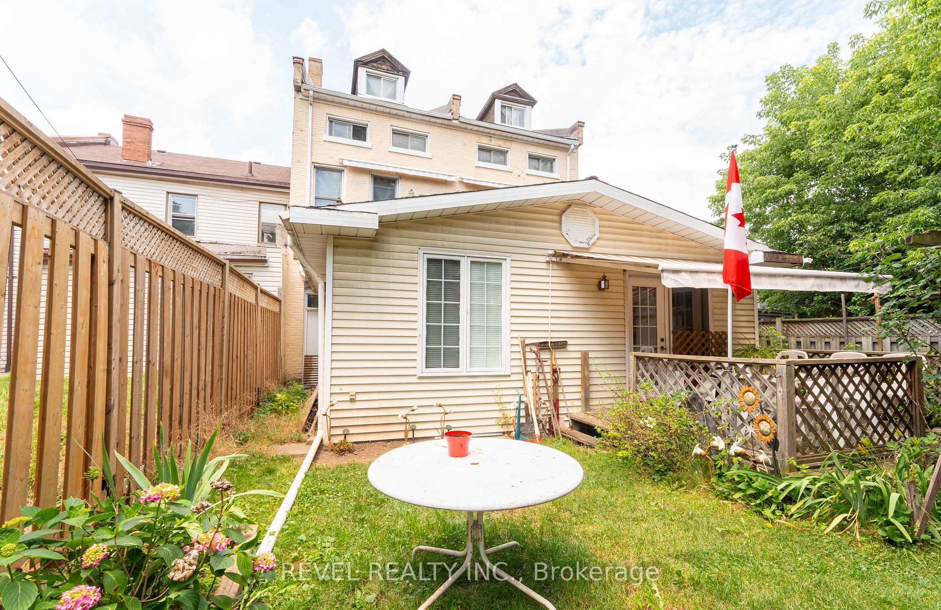Photo 43 of 168 Macnab Street N, Hamilton, Central — HOMEH
