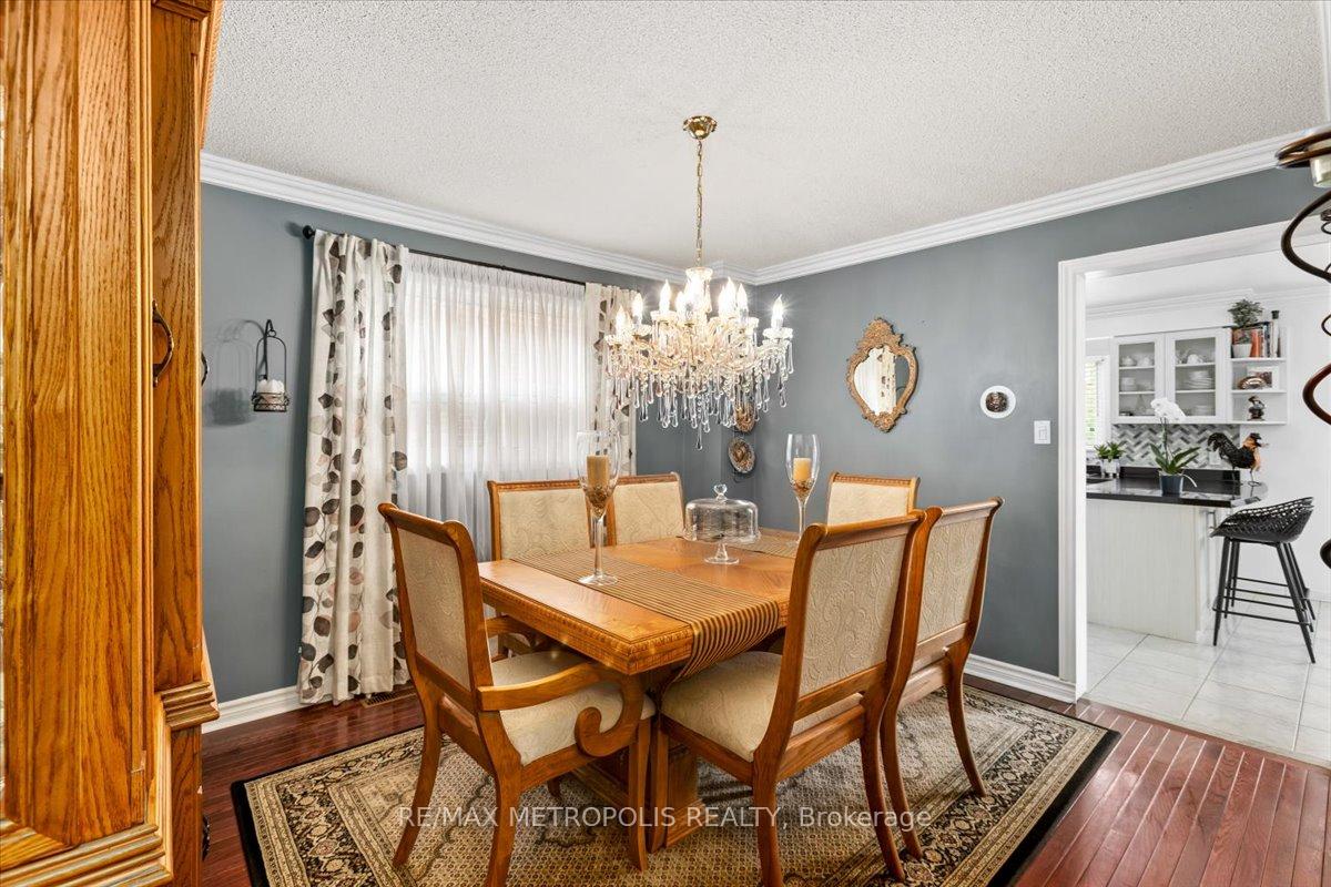 Photo 28 of 42 Silverstream Road, Brampton, Heart Lake West — HOMEH