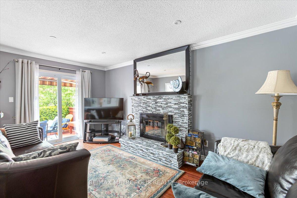 Photo 16 of 42 Silverstream Road, Brampton, Heart Lake West — HOMEH