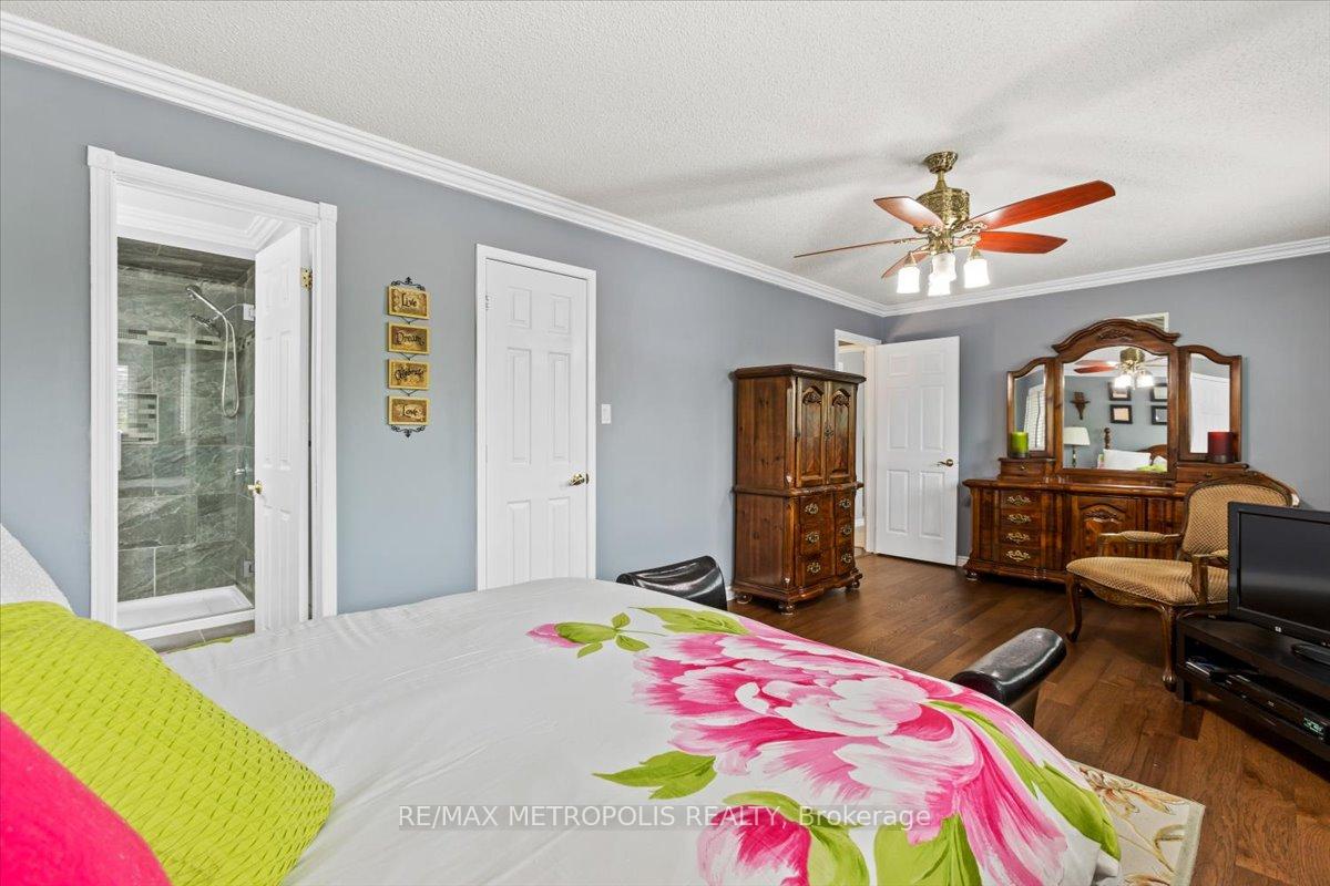 Photo 8 of 42 Silverstream Road, Brampton, Heart Lake West — HOMEH
