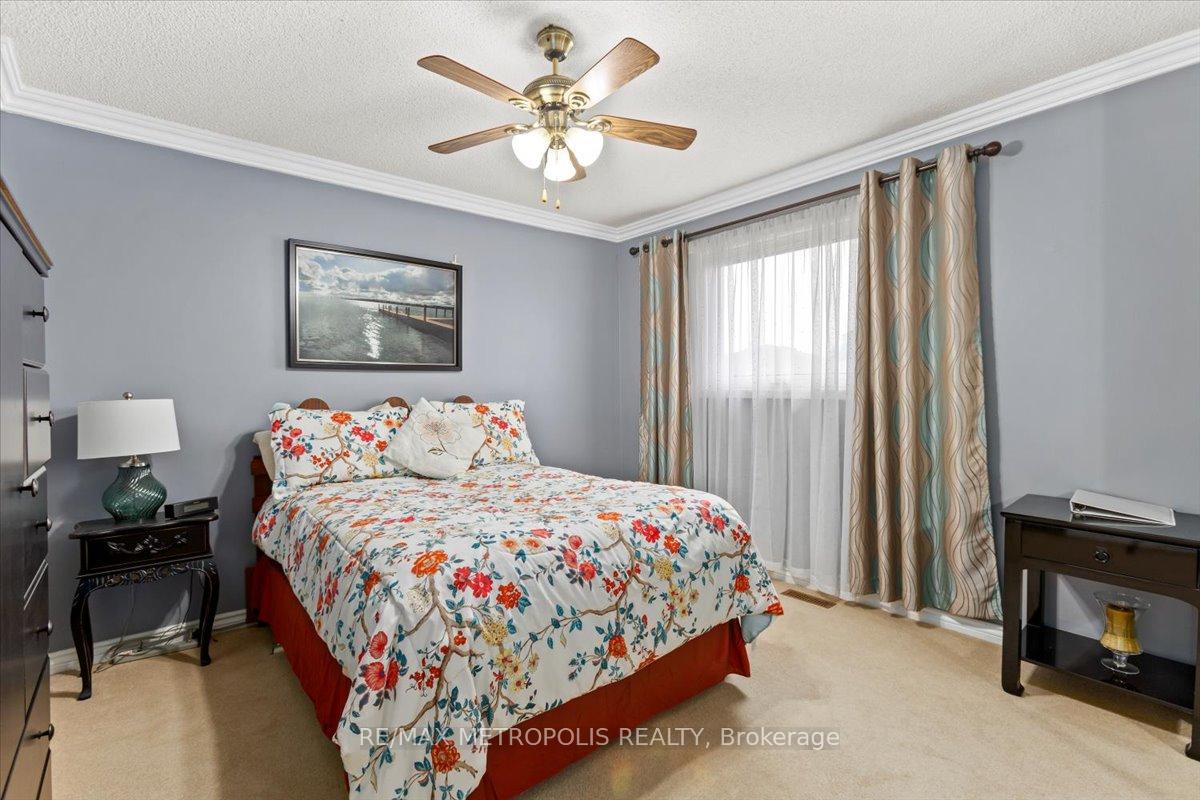 Photo 25 of 42 Silverstream Road, Brampton, Heart Lake West — HOMEH