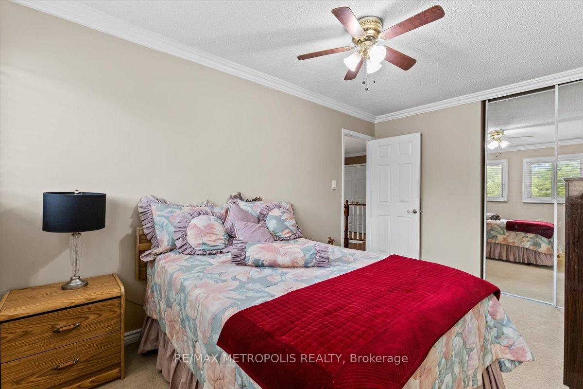 Photo 4 of 42 Silverstream Road, Brampton, Heart Lake West — HOMEH
