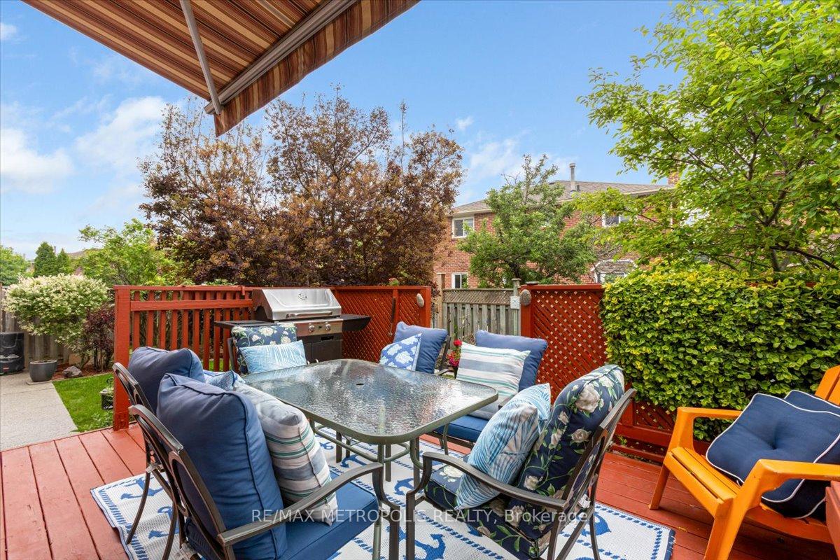 Photo 17 of 42 Silverstream Road, Brampton, Heart Lake West — HOMEH