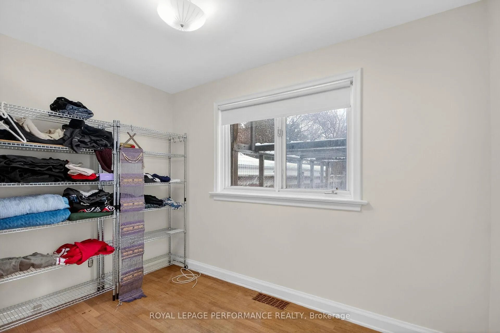 Photo 21 of 19 Mowat Street, Ottawa, Carson Grove — HOMEH
