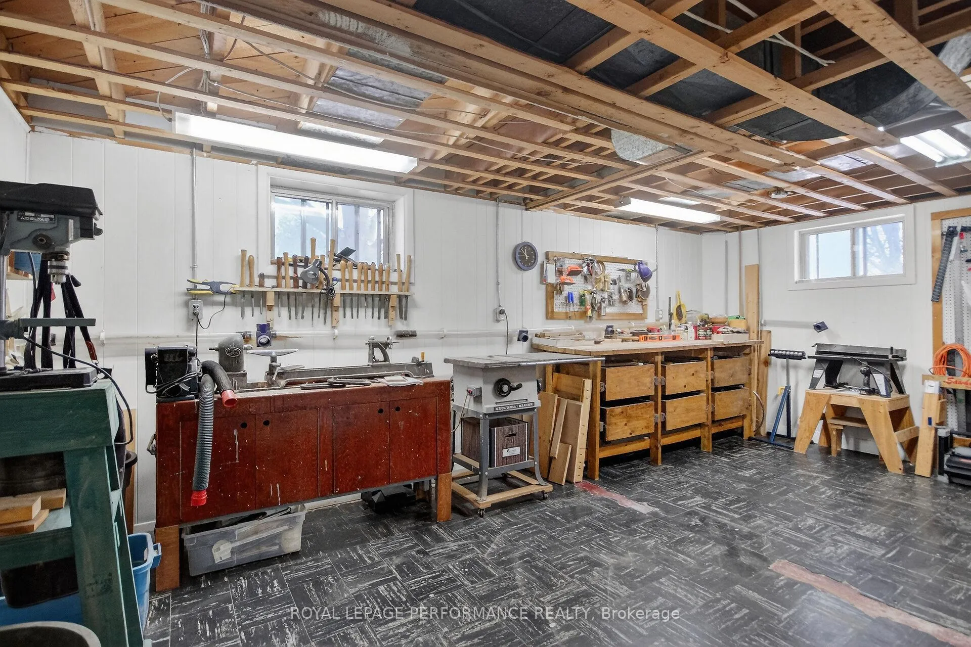 Photo 36 of 19 Mowat Street, Ottawa, Carson Grove — HOMEH