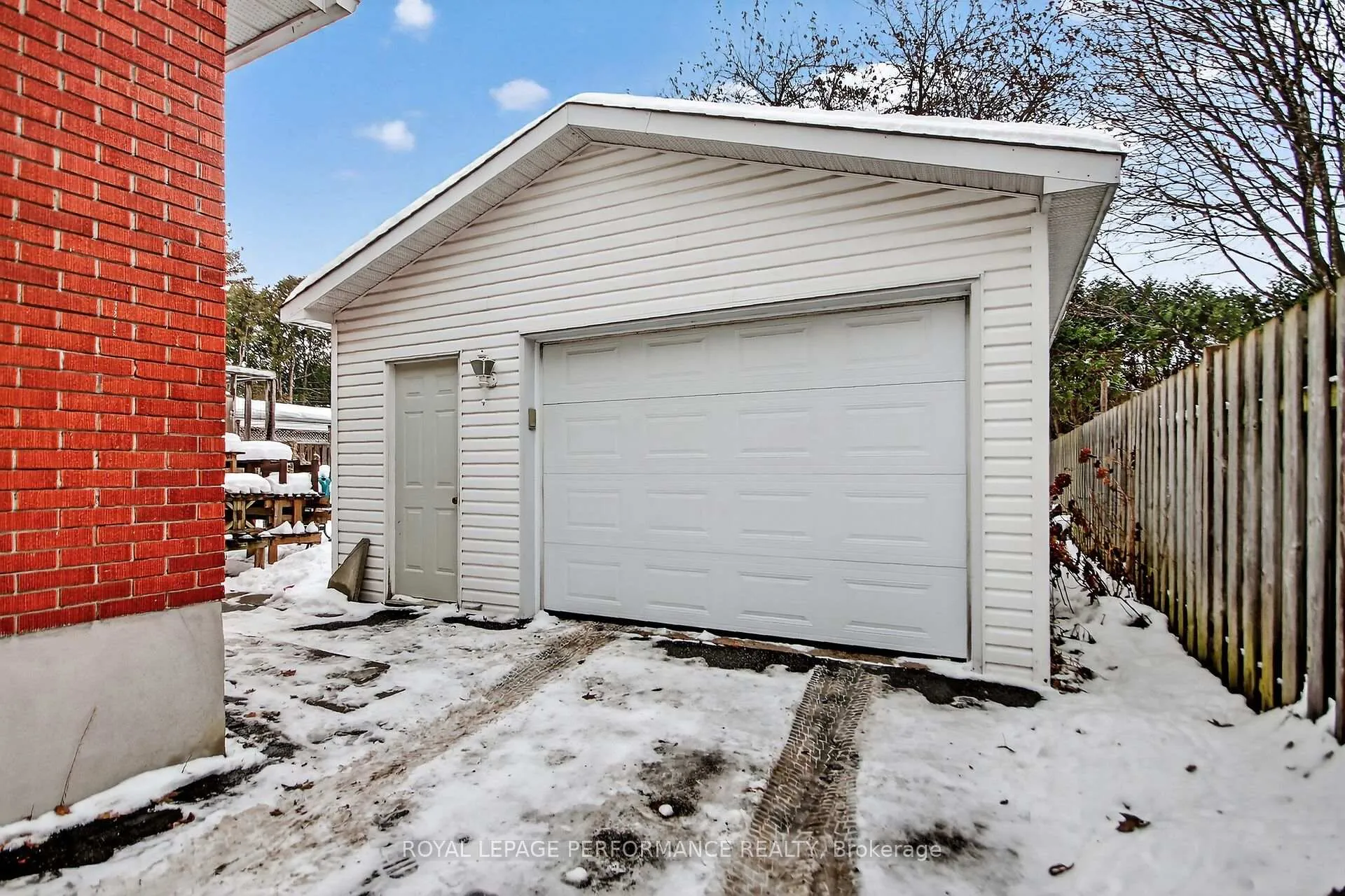 Photo 39 of 19 Mowat Street, Ottawa, Carson Grove — HOMEH