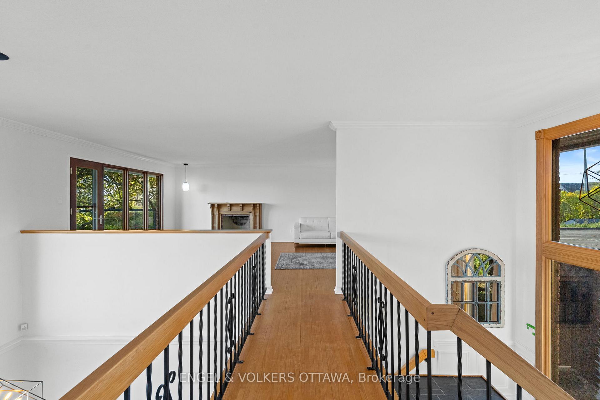 Photo 21 of 263 Grandview Road, Ottawa, Crystal Bay/Rocky Point — HOMEH