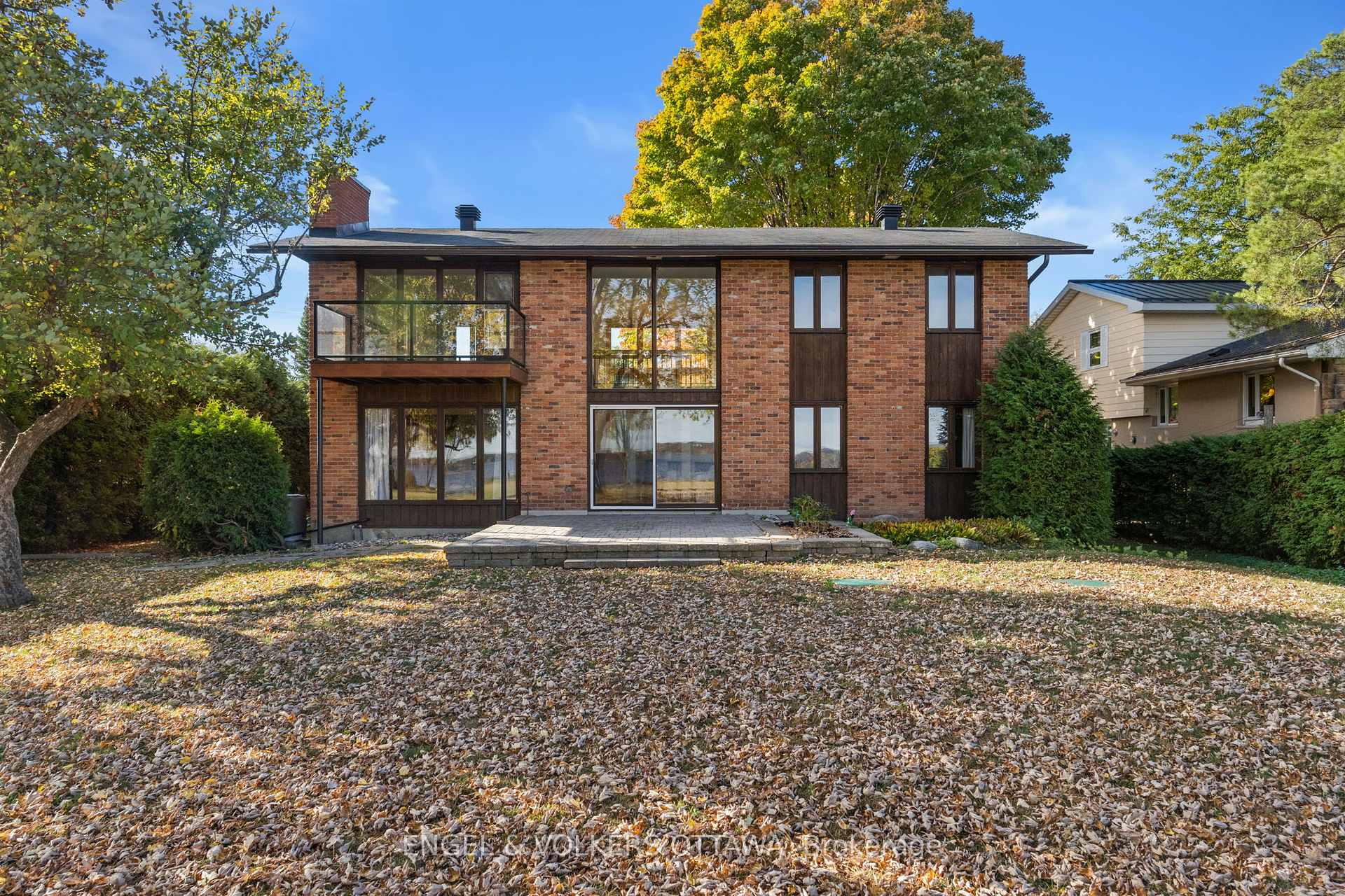 Photo 31 of 263 Grandview Road, Ottawa, Crystal Bay/Rocky Point — HOMEH