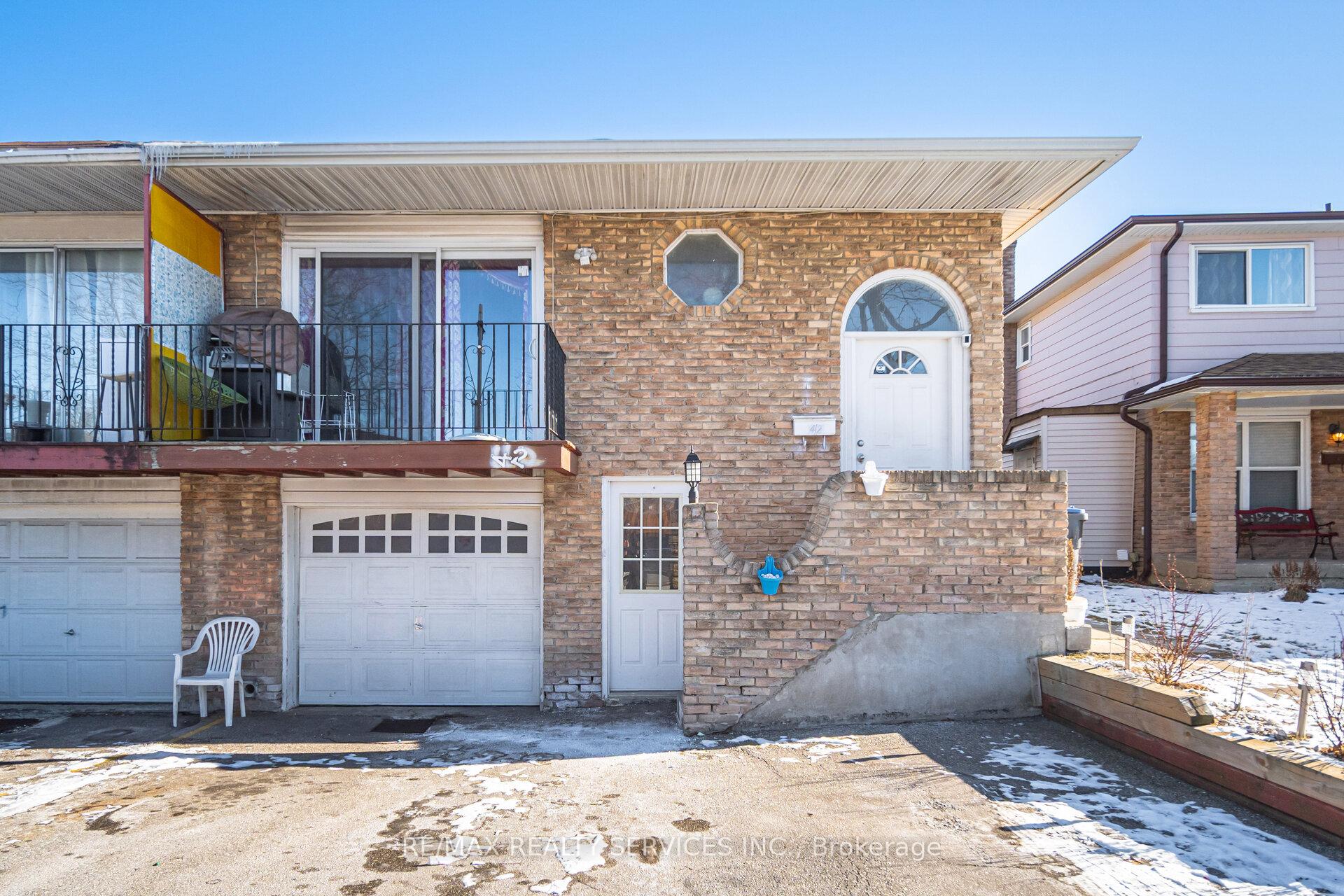 Photo 1 of 42 Abell Drive E, Brampton, Madoc — HOMEH