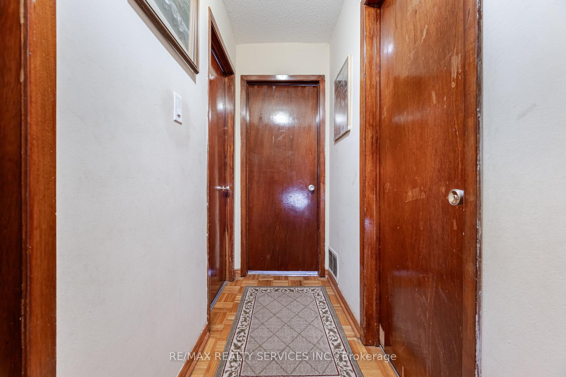 Photo 13 of 42 Abell Drive E, Brampton, Madoc — HOMEH