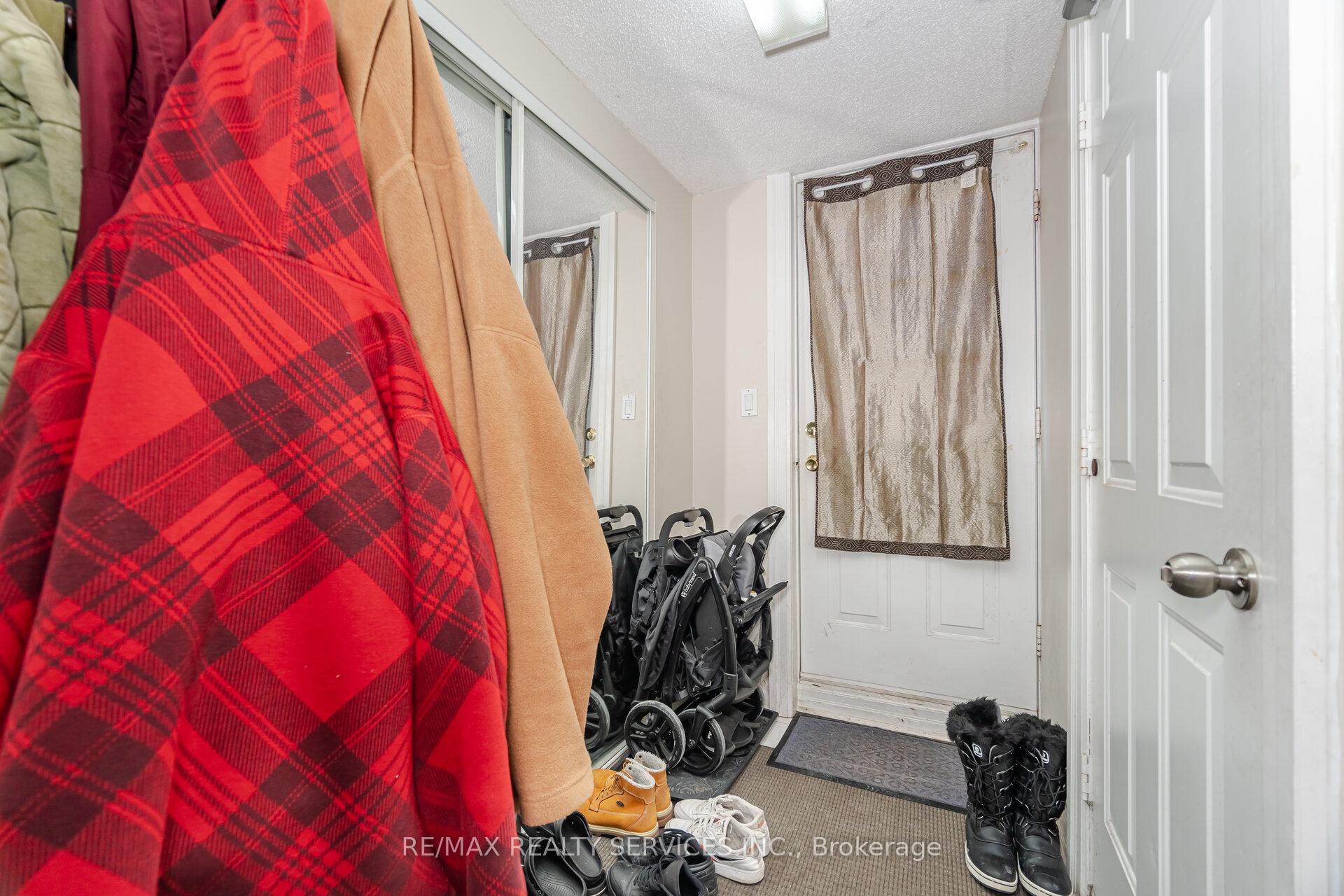 Photo 27 of 42 Abell Drive E, Brampton, Madoc — HOMEH