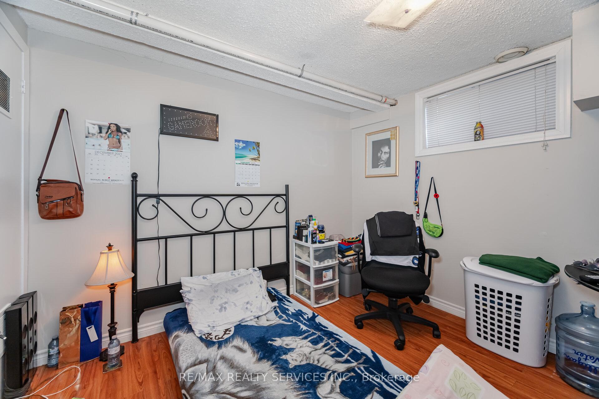 Photo 37 of 42 Abell Drive E, Brampton, Madoc — HOMEH