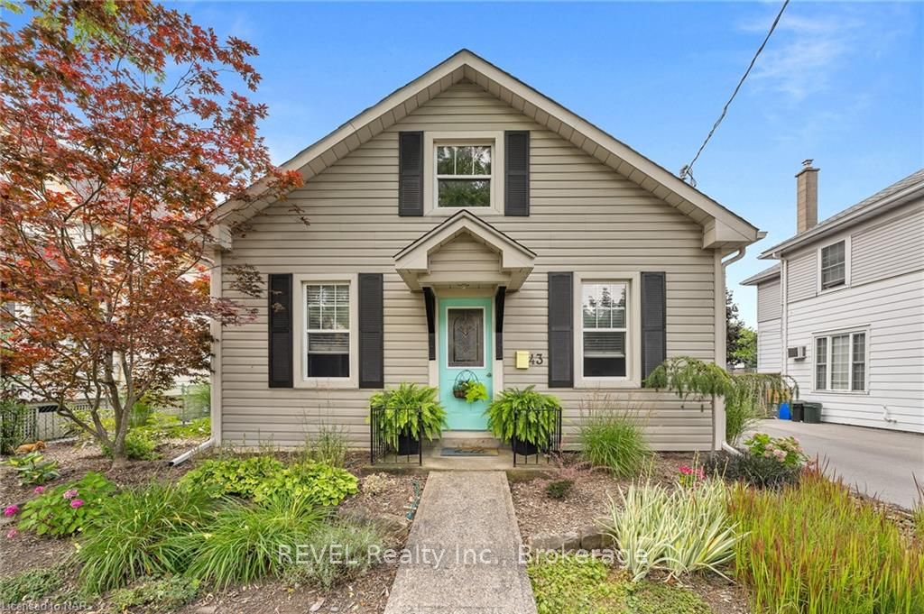 Photo 2 of 43 Dexter Street, St. Catharines, Ridley — HOMEH