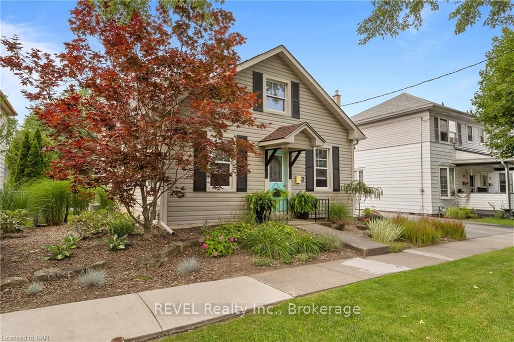Photo 3 of 43 Dexter Street, St. Catharines, Ridley — HOMEH