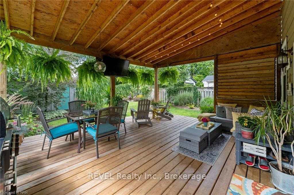 Photo 10 of 43 Dexter Street, St. Catharines, Ridley — HOMEH