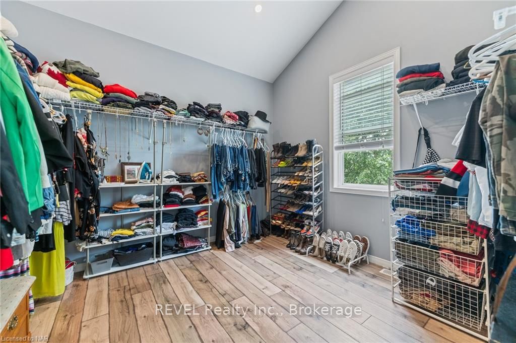 Photo 19 of 43 Dexter Street, St. Catharines, Ridley — HOMEH