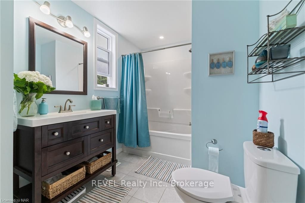 Photo 34 of 43 Dexter Street, St. Catharines, Ridley — HOMEH
