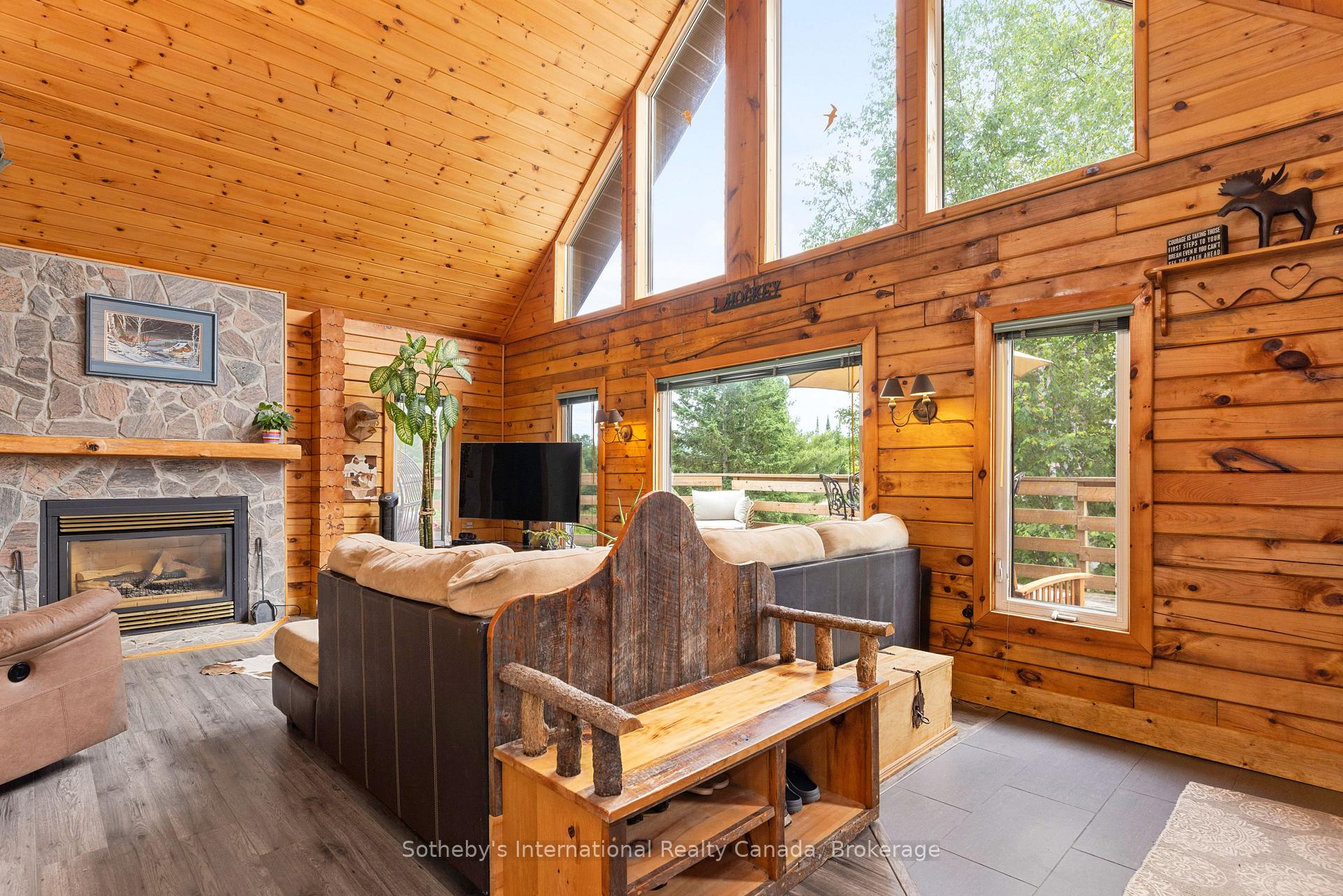 Photo 9 of 20 Kodiak Road, McKellar — HOMEH