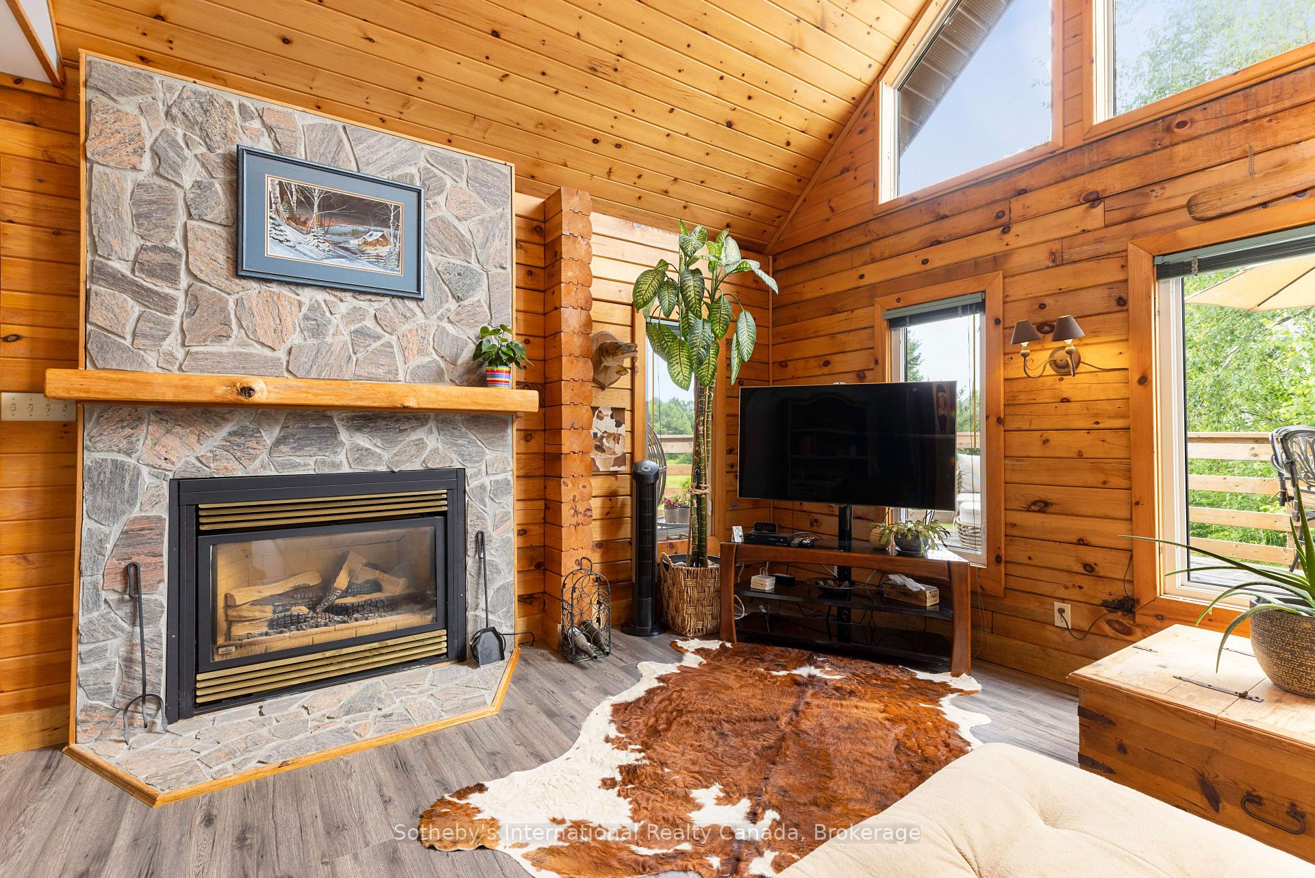 Photo 10 of 20 Kodiak Road, McKellar — HOMEH
