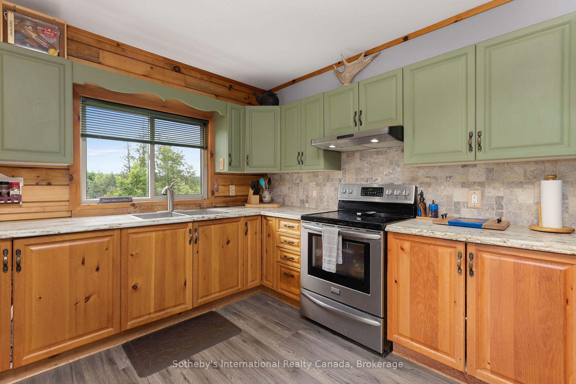 Photo 15 of 20 Kodiak Road, McKellar — HOMEH