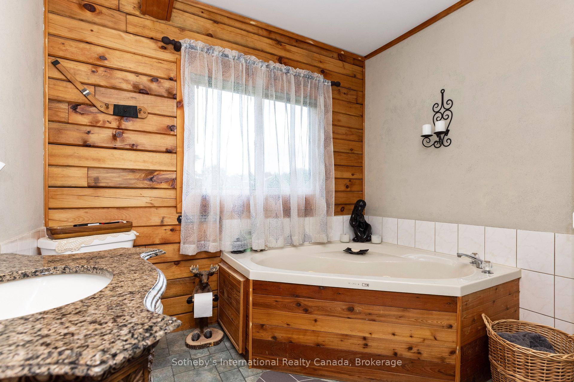 Photo 26 of 20 Kodiak Road, McKellar — HOMEH